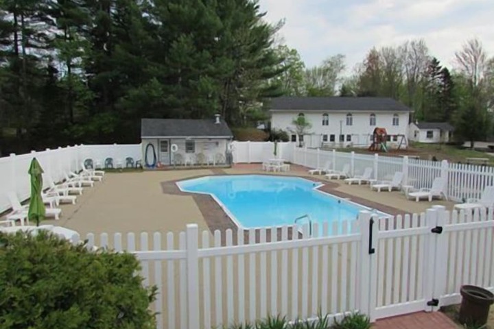 Pool 7 of 73