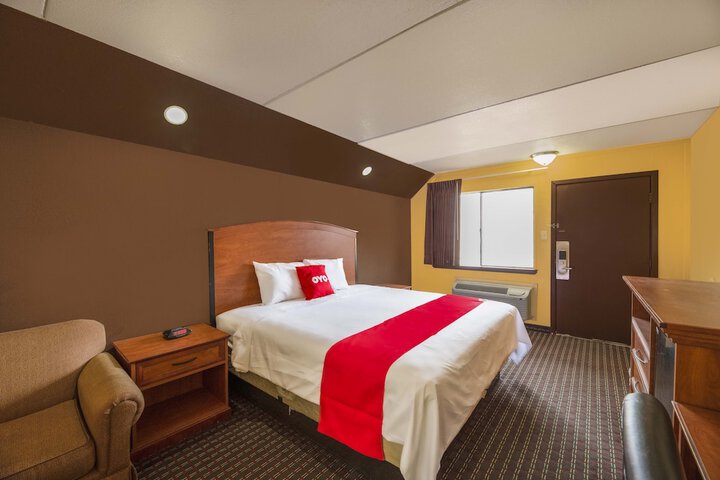 Room 35 of 43