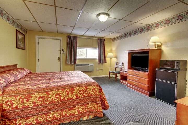 Room 15 of 21