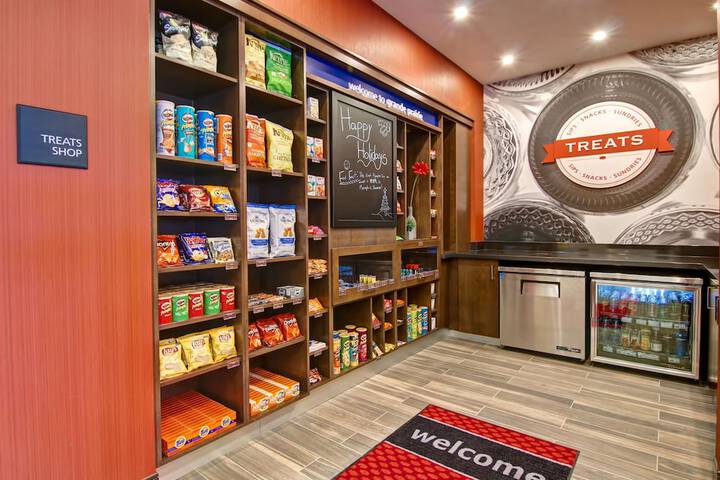Hampton Inn & Suites by Hilton Grande Prairie