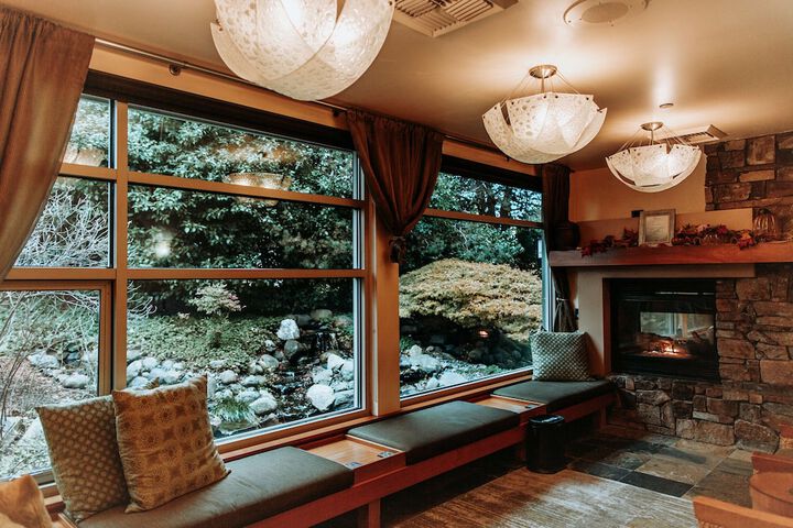 Chrysalis Inn & Spa Bellingham Curio Collection by Hilton