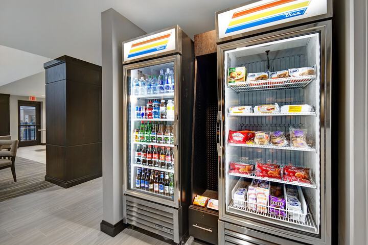 Staybridge Suites Sterling Heights - Detroit by IHG