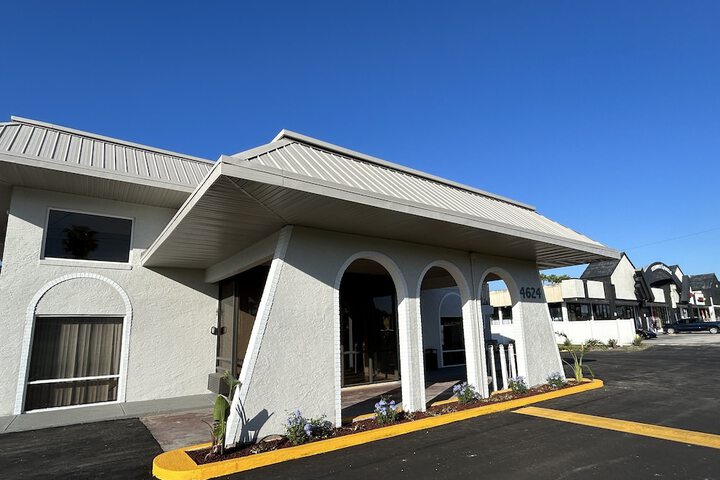 Hotel 4 of 32