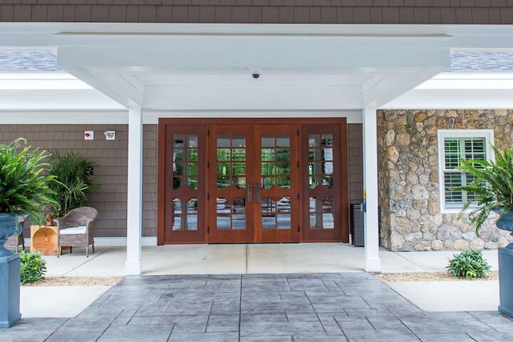 The Grand at Bedford Village Inn