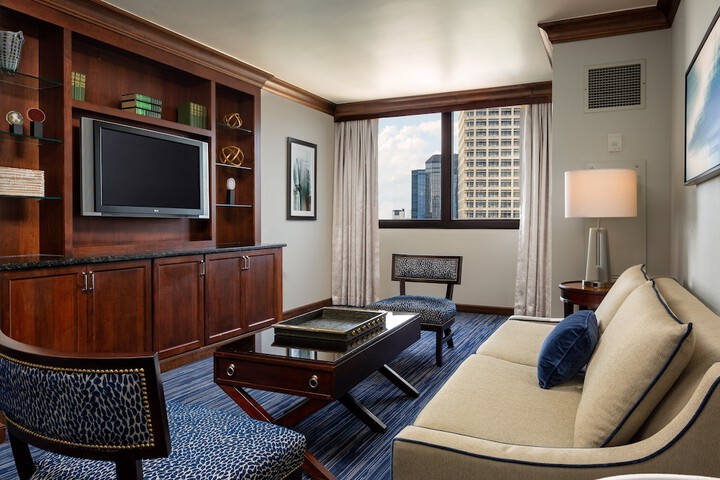 Room 13 of 52