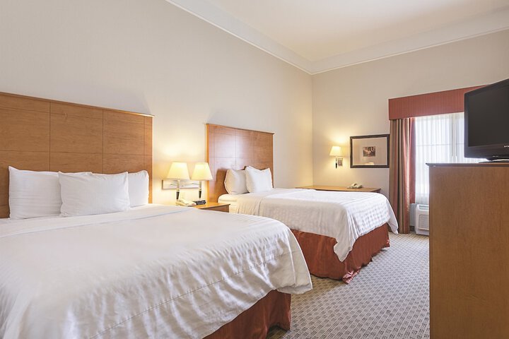 Baymont by Wyndham Brenham