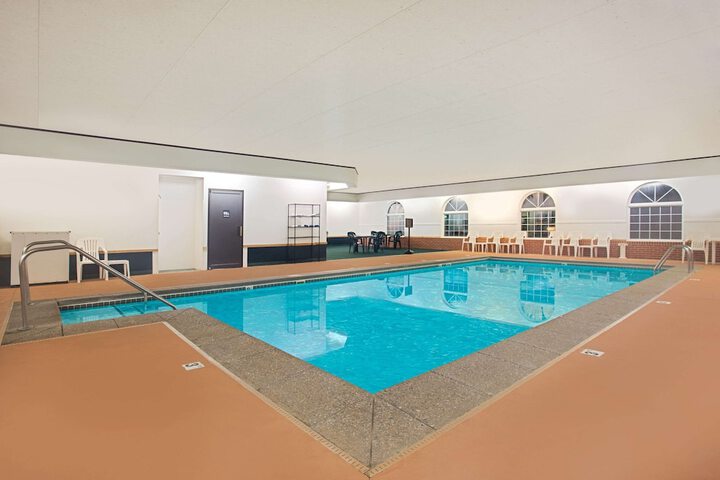 Pool 4 of 31