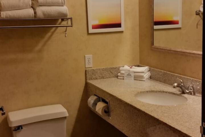Room 10 of 36