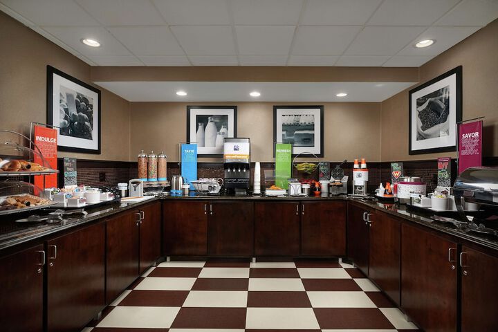 Breakfast/Coffee Service 17 of 19