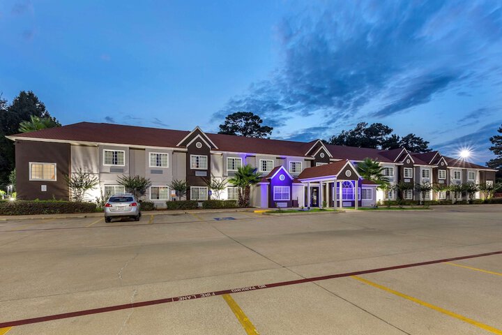 Hotel 5 of 29