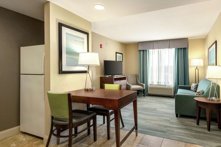 Room 10 of 35