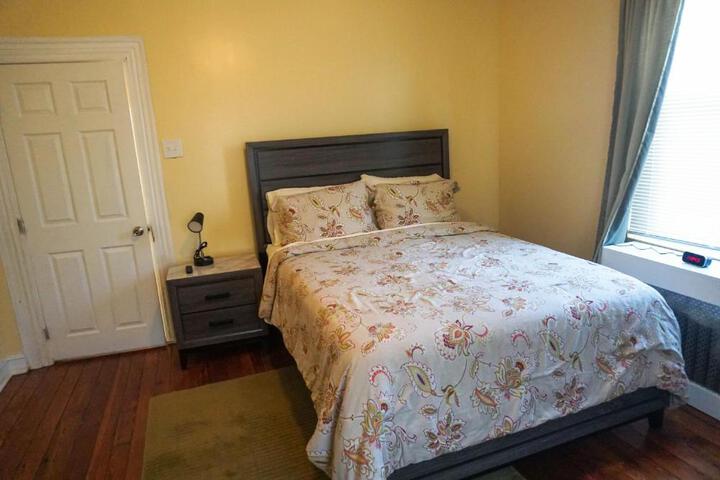 Lincoln Manor - Newly Renovated 1mile from PHL Airport and Sports Stadiums