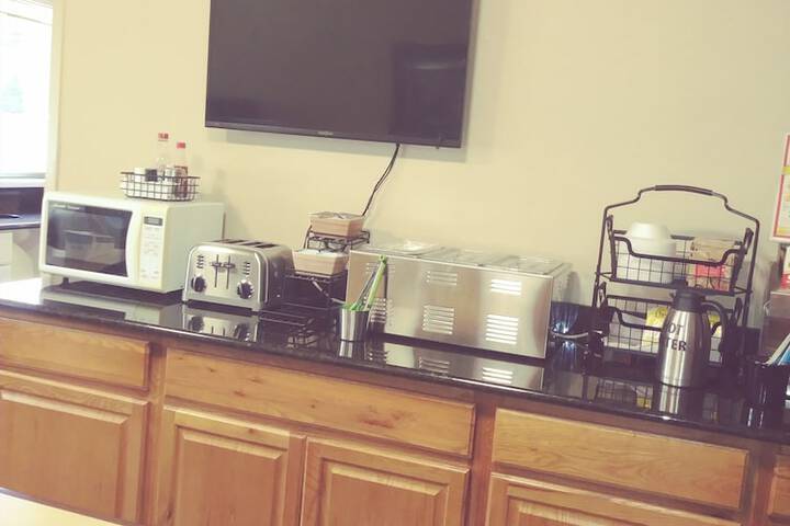 Breakfast/Coffee Service 44 of 48