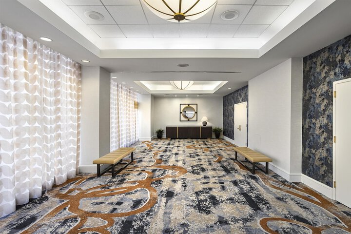 DoubleTree by Hilton Philadelphia Center City