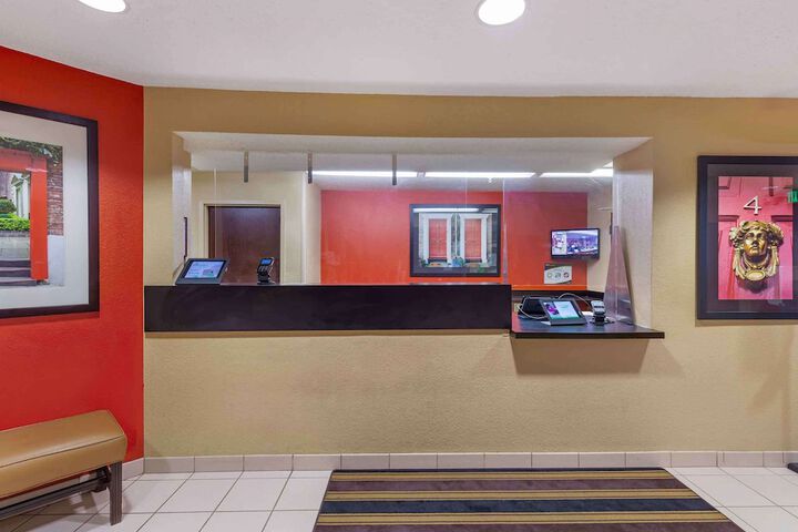 Hotel Interior 11 of 31