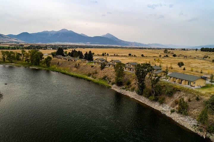 Yellowstone Valley Lodge an Ascend Collection Hotel