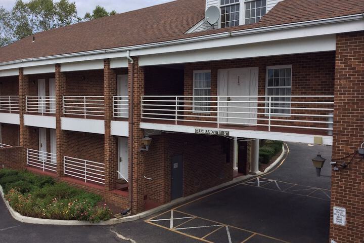 Hotel 2 of 46