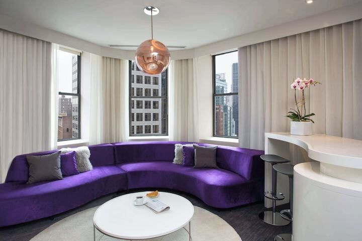Room 41 of 82