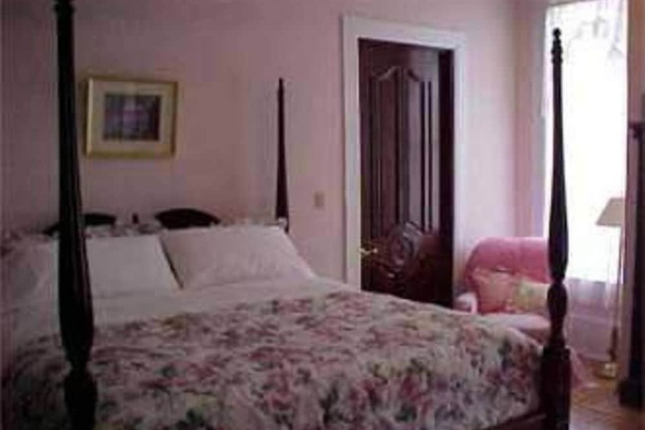 Room 15 of 35