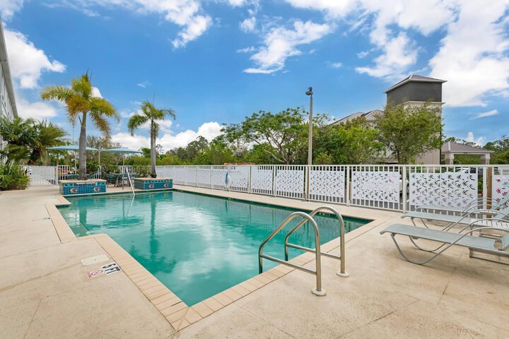 Sleep Inn & Suites Port Charlotte - Punta Gorda
