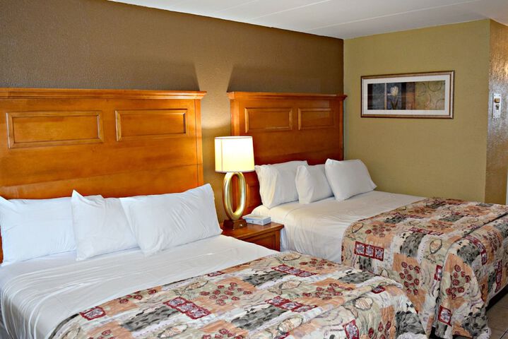 Room 15 of 19