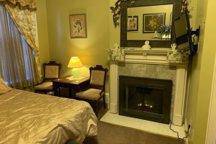 Room 68 of 112