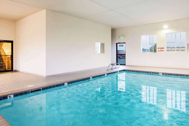Pool 2 of 42