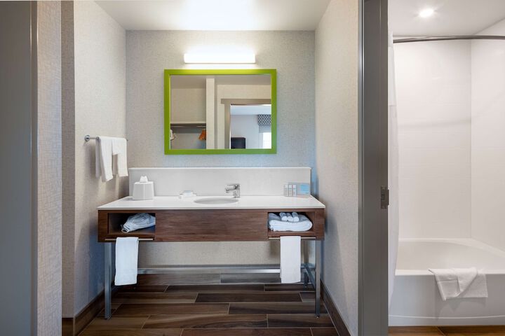 Room 20 of 50