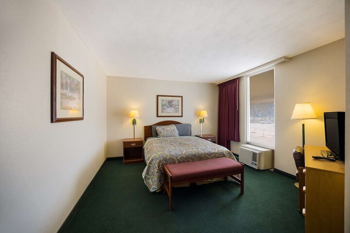 Travelodge by Wyndham Oakley