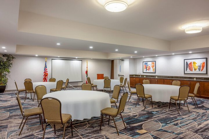 La Quinta Inn & Suites by Wyndham Paso Robles