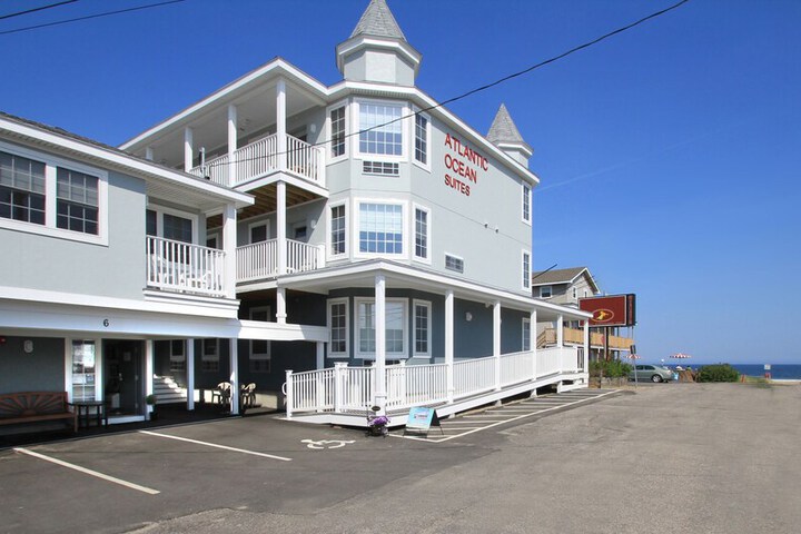 Atlantic Ocean Suites