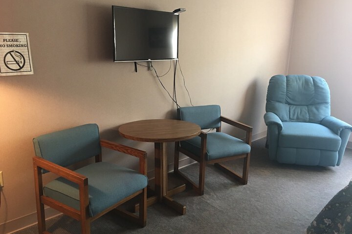 Room 41 of 46