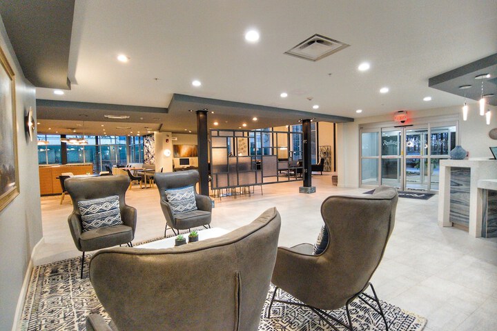 Hotel Interior 11 of 48