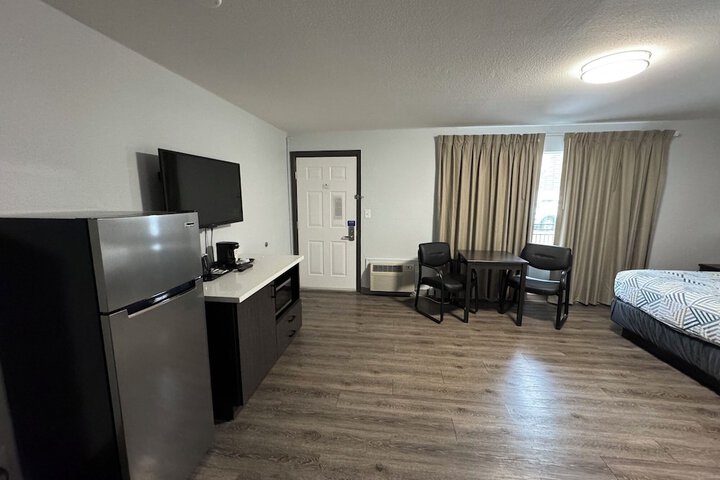 Studio 6 Suites Vancouver Wa - Waterfront