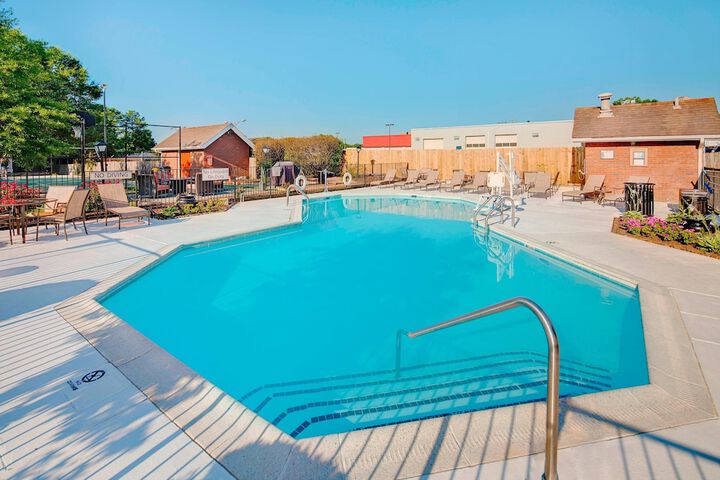 Pool 3 of 17
