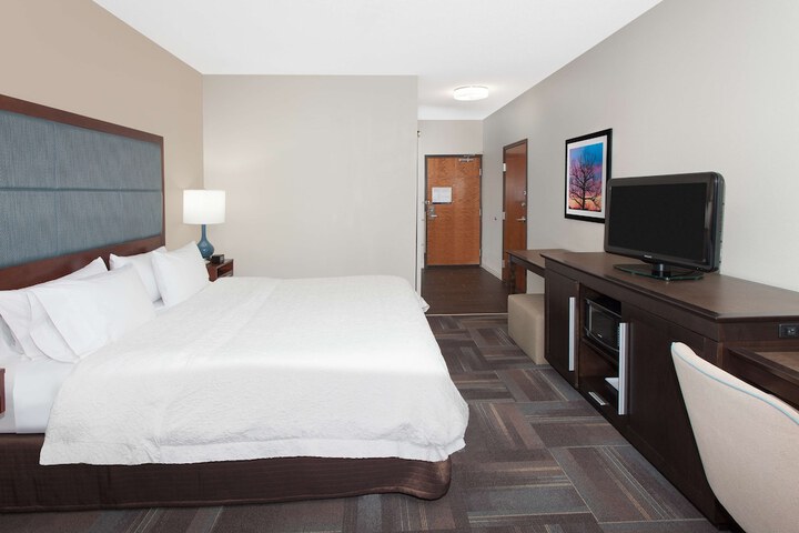 Room 17 of 35