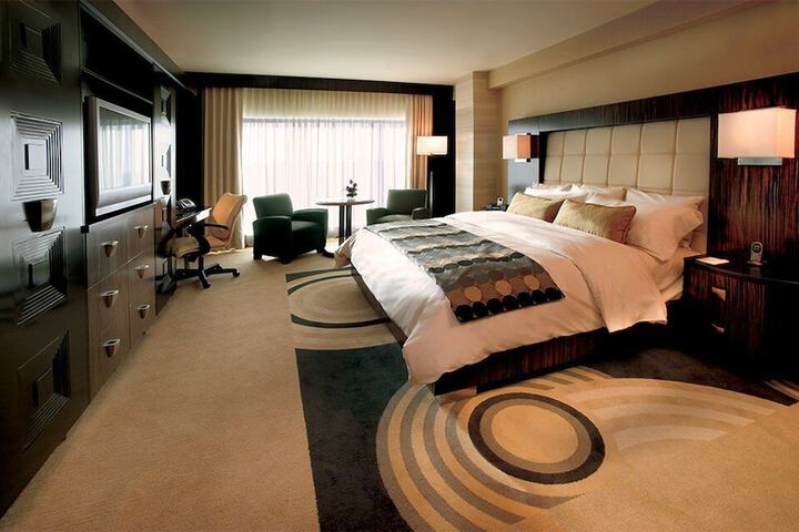 Room 17 of 53