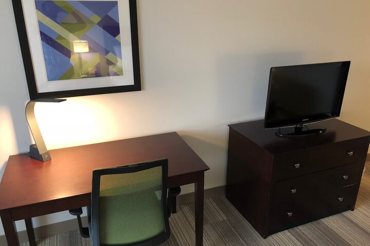 Room 13 of 41