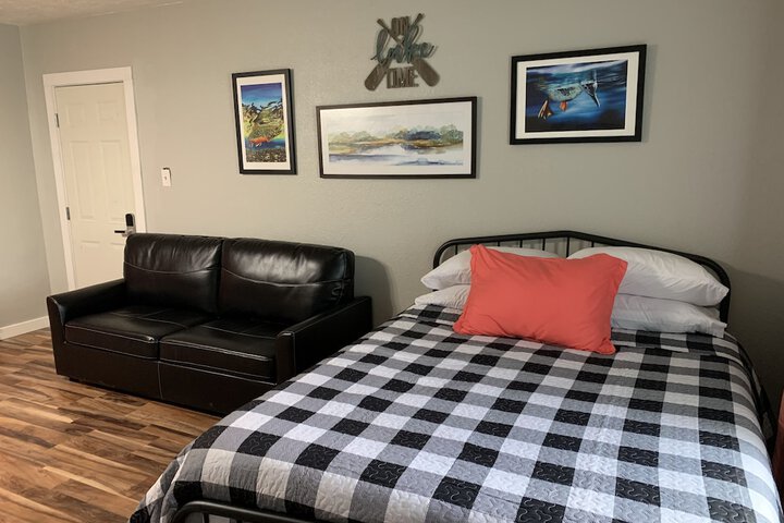 Room 12 of 35
