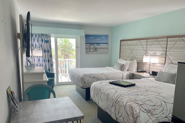 Ocean Sands Beach Boutique Inn - 1 Acre Private Beach