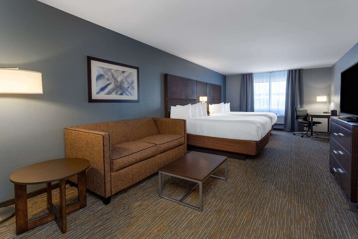 Room 37 of 61