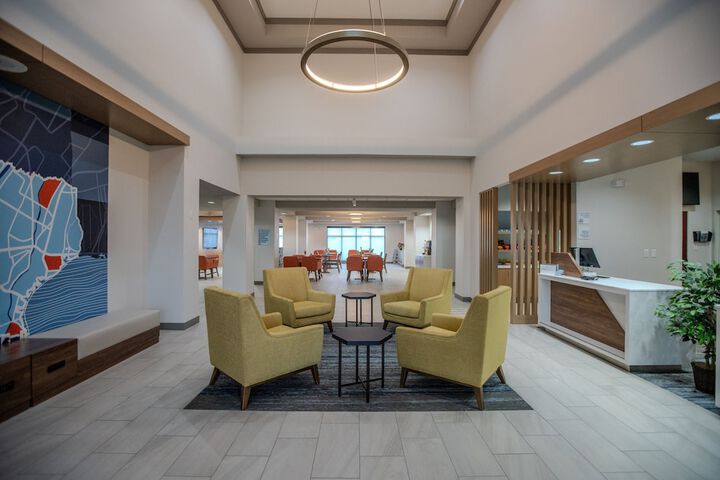 Hotel 5 of 87