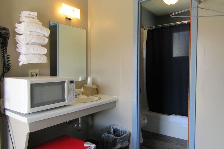 Room 42 of 72