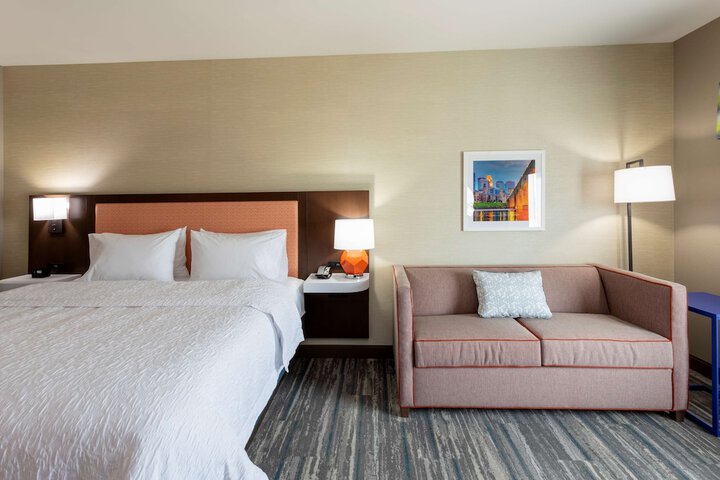 Room 14 of 30