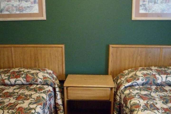 Room 14 of 14