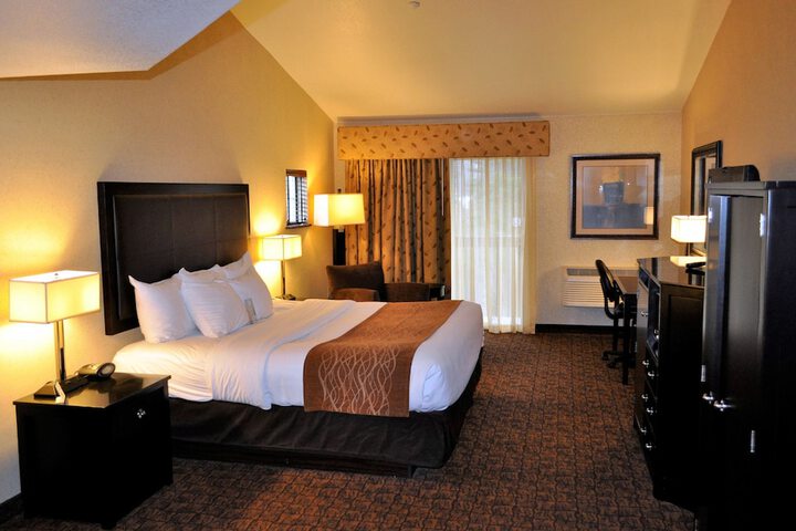 Comfort Inn & Suites Lincoln City
