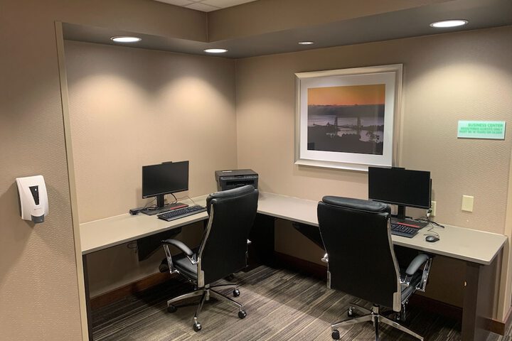 Holiday Inn & Suites Duluth Downtown by IHG