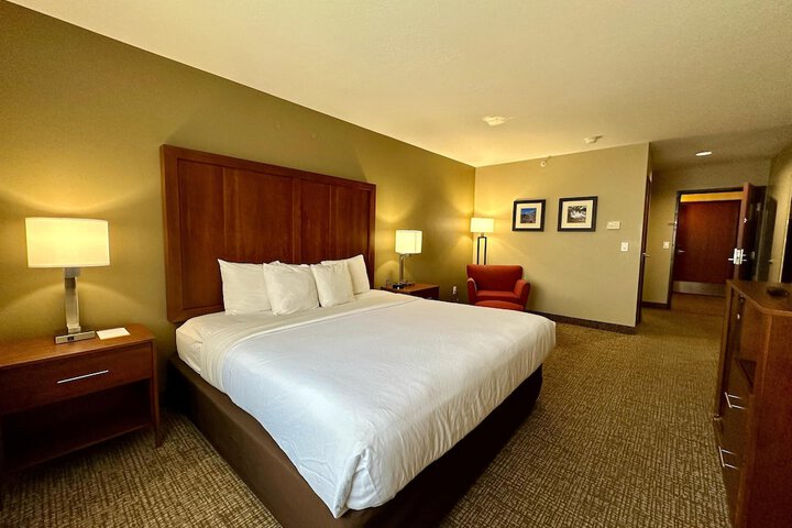 Room 54 of 83