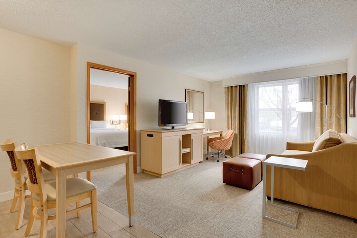 Hampton Inn & Suites Cleveland / Independence