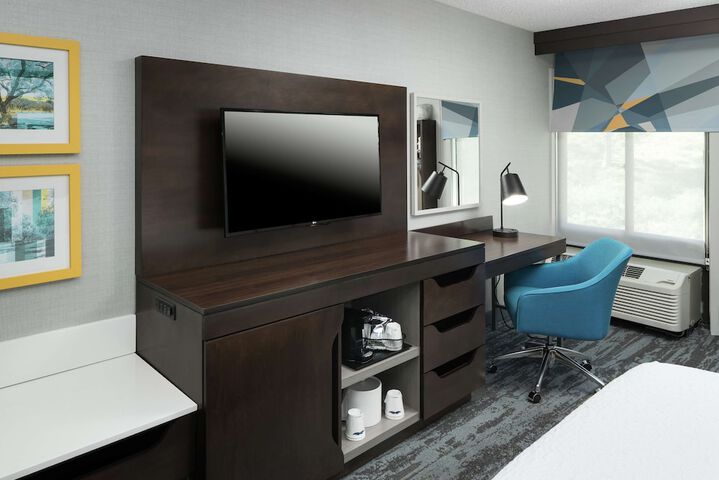 Room 16 of 33
